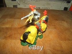 Britains swoppet knight with rare yellow blanket