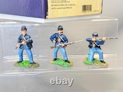 Britains toy soldiers 1/32 scale ACW #17015 union infantry firing NOS 3 FIGS Britains toy soldiers 1/32 scale ACW #17015 union infantry firing NOS 3 FIGS