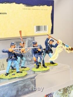 Britains toy soldiers 1/32 scale ACW #17302 19th MASSACHUSETTS CLUBS ARE TRUMPS