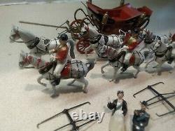 Britains vintage lead toy soldiers State Royal Landau set 2094