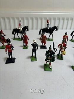 Britains vintage lead toy soldiers job lot Mixed Sets Cavalry Infantry Beefeater