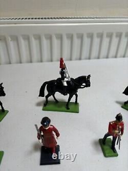Britains vintage lead toy soldiers job lot Mixed Sets Cavalry Infantry Beefeater