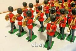 Britians Ltd Soldiers Marching Band 48++ Members, Horns, Drums, Leader