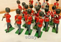 Britians Ltd Soldiers Marching Band 48++ Members, Horns, Drums, Leader