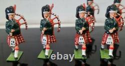 C. 1962 Britains ROAN 9435 Black Watch Highland Pipers Drums x 20 Scarce Box Set
