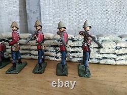 DIE-CAST ZULU WARS 24th Soldier FIGURES x 6 and WALL ACCESSORY 132 SCALE