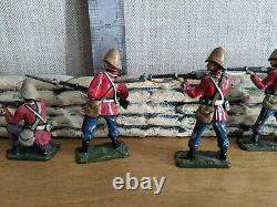 DIE-CAST ZULU WARS 24th Soldier FIGURES x 6 and WALL ACCESSORY 132 SCALE