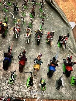 Early Vintage Britains Deetail 1971 KNIGHTS Saracens MOUNTED & Infantry X70