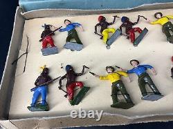 Extremely Rare Britain's 6a Cowboys And Indians On Foot Set Boxed