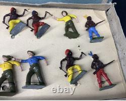 Extremely Rare Britains A Series 6a Set Cowboys & Indians On Foot. Boxed