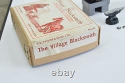 FG TAYLOR & SON 1950s BOXED LEAD FARM SERIES VILLAGE BLACKSMITH SET No. 169