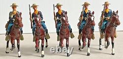 Five x US 7th Cavalry Troopers boxed by Military Pageant. General Custer 54mm