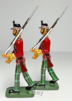 Frontline Figures, British Highland Light Infantry Standard Party #PDS10