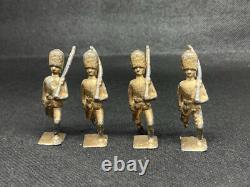 Grenadier Guards, Soldiers By Britains (blue 424) SMALL SCALE