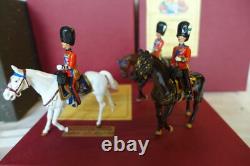 HM of Great Britain Trooping the Colour Mounted Figures Lot