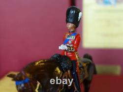 HM of Great Britain Trooping the Colour Mounted Figures Lot