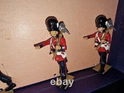 Hiriart Set 1205 GRENADIER GUARDS & PIONEERS 54mm Glossy Painted Metal Figures