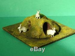 Hugar For Britains Vintage Rabbit Warren / Burrow With 3 Britains Lead Rabbits