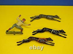 JOHILLCO VINTAGE 1930s LEAD GREYHOUNDS RACING x 3 WITH RARE RACE STARTER