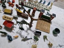 Job Lot Of Vintage Britain's Soldiers Plus Farm Plastic Lead Trees Spaceman