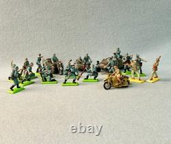 Job lot of Vintage Britains Deetail German World War II Toy Soldiers & Vehicles