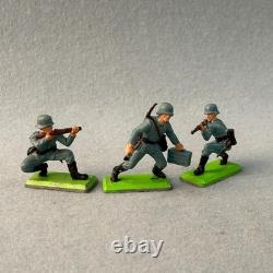 Job lot of Vintage Britains Deetail German World War II Toy Soldiers & Vehicles Job lot of Vintage Britains Deetail German World War II Toy Soldiers & Vehicles