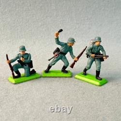 Job lot of Vintage Britains Deetail German World War II Toy Soldiers & Vehicles