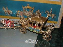 John Hill & Co JOHILLCO ROYAL COACH Coronation procession guard footmen BOXED