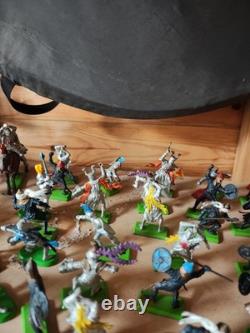 Large Job Lot Britains Knights Figures 125