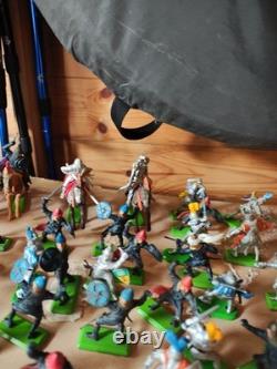 Large Job Lot Britains Knights Figures 125