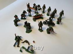 Large collection of various vintage toy soldiers including Britains & Airfix