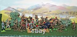 Lone star/Hilco/Britains/Crescent WW2 soldiers x39 + Cannon+Store chest 1960s