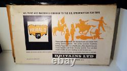 (Lot 366) Britain Herald Models Highlanders Complete Window Boxed Set 7109