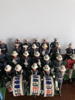 Lot Of 52 Vintage Britains Eyes Right Plastic Marines & Band Toy Soldiers