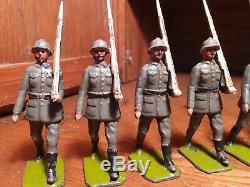 Lot Vintage Britains 8 German Infantry Toy Soldiers Marching RARE