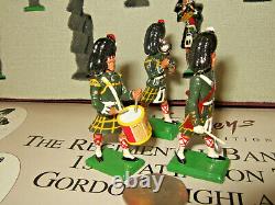 Ltd Britains Set The Regimental Band of 1st Batt The Gordon Highlanders in 54mm