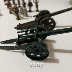 Painted lead toy soldiers WWI & WWII