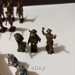 Painted lead toy soldiers WWI & WWII