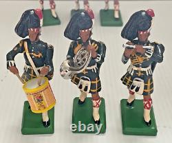 Please Read Britains Hamleys The Regimental Band Of The Gordon Highlanders