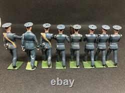 RAF Band And RAF Soldiers Marching At Slope By Britains (N yel 137)