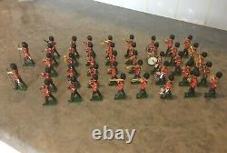 Rare Britains Herald 1/32 Scale Eyes Right 42 Piece Band of the Scots Guards