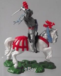 Rare Britains Swoppets Knights White Charging Horse Plastic1.32 Scale 54MM