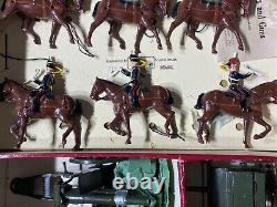 Rare Complete Box Of Britains Soldiers Figures Kings Troop R. H. A No. 2077