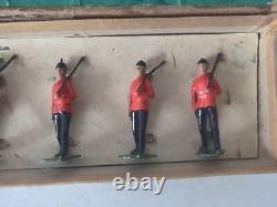 Scarce Early Britains 696a 1st Dragoons & Royal Sussex Regt Toy Soldiers Boxed