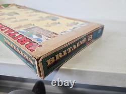 Scarce Vintage Britains Royal Canadian Mounted Police Deluxe Toy Soldier Set