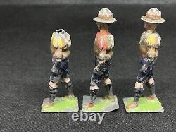 Scouts By Britains (Yellow 824) See Notes, 50mm Size. Some DEPOSE