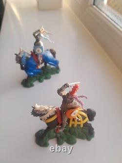 Swoppet Knights x 2 On Horses Complete Vintage Toy Soldiers 60s Britains UK Only