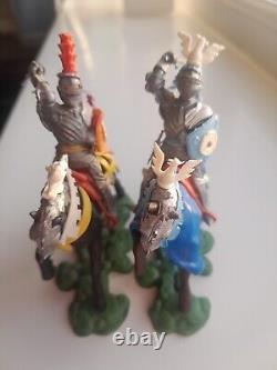 Swoppet Knights x 2 On Horses Complete Vintage Toy Soldiers 60s Britains UK Only