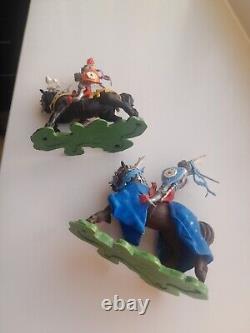 Swoppet Knights x 2 On Horses Complete Vintage Toy Soldiers 60s Britains UK Only