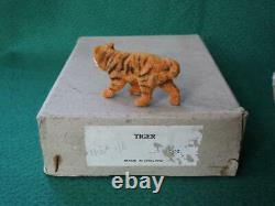 TAYLOR & BARRETT VINTAGE PRE-WAR FLOCKED LEAD ZOO TIGER x 5 MINT IN TRADE BOX